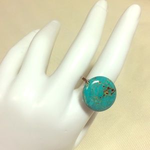 Vintage round smooth turquoise wire ring 8.5